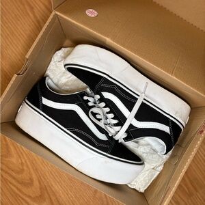 Vans Black and White Platform ShoesSOLD